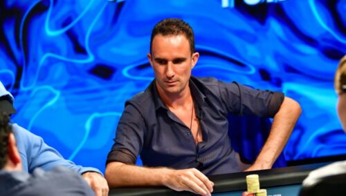 Poker Live: Stevanato e Isaia out a Cipro, 5 italiani assaltano final day al King's e 20 left a Isop