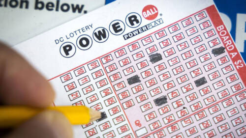 Powerball, è record anche di tasse: ecco quanto rimarrà dei $2,04 miliardi vinti