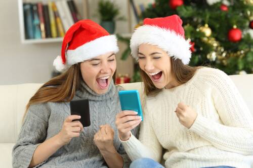 Home games a Natale: come organizzare partite di poker online tra amici durante le feste