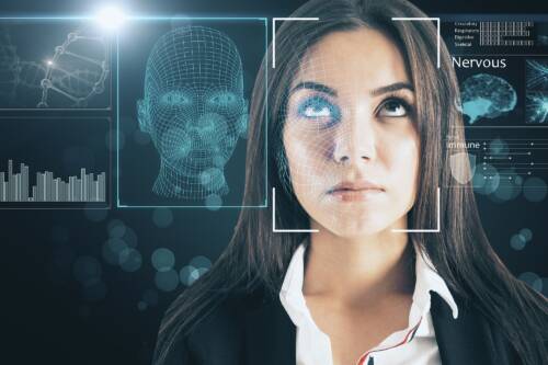 L'Intelligenza Artificiale per determinare l'età da una foto: novità in UK nel contrasto al gioco minorile