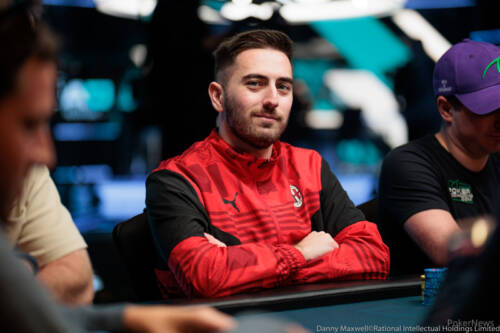 PCA Main Event: Ale Siena tiene botta a 54 left. Out Musta e Speranza