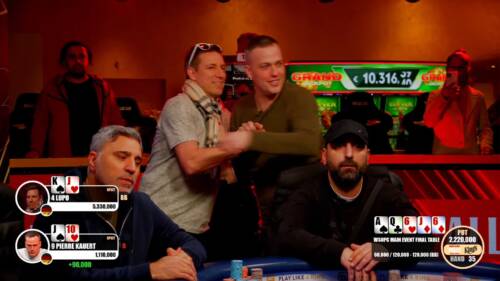 Eliminato con una mano che era da splittare: al tavolo finale del Main Event WSOPC l'errore più incredibile della storia del poker!