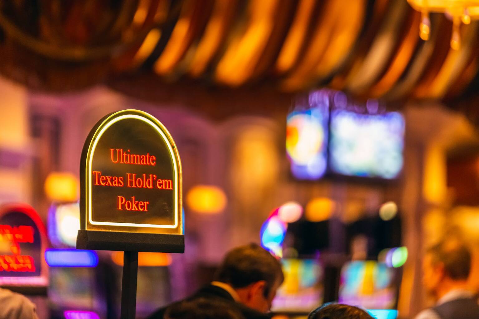 Ultimate texas hold'em poker