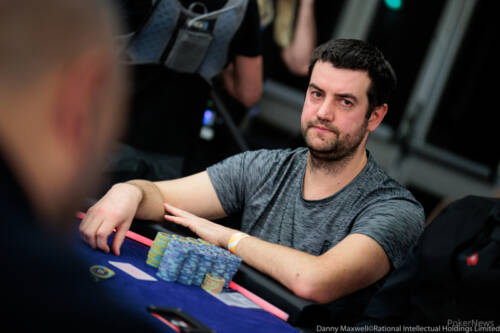 Il giubbotto non sbaglia mai: trips runner runner e Sabishchenko è out!