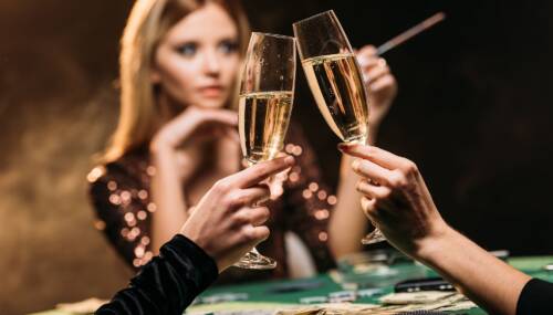 Fa una vita da regina al Wynn Las Vegas per 6 mesi: sperpera $10 milioni, ma la mossa del "rigatino" non funziona…