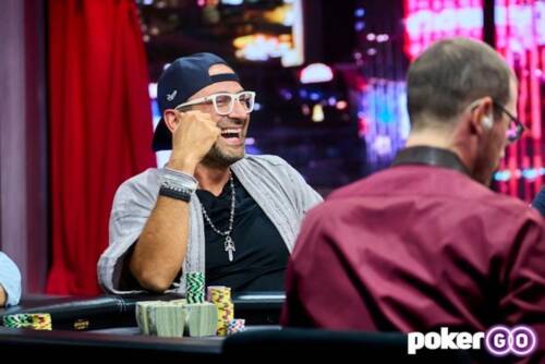 Va ancora ad Esfandiari il nuovo super piatto all'ottava di High Stakes Poker