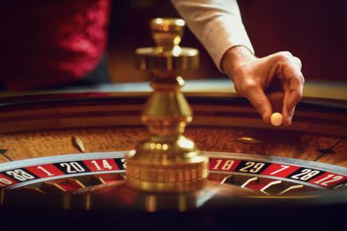 Niko Tosa: la storia del gambler che ha crashato la roulette del Ritz con un sistema