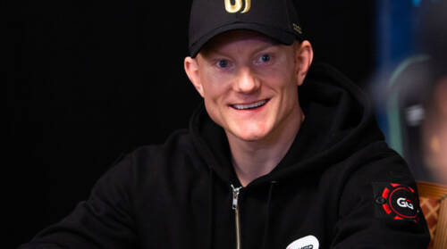 Jason Koon suona l'ottava alle Triton Series
