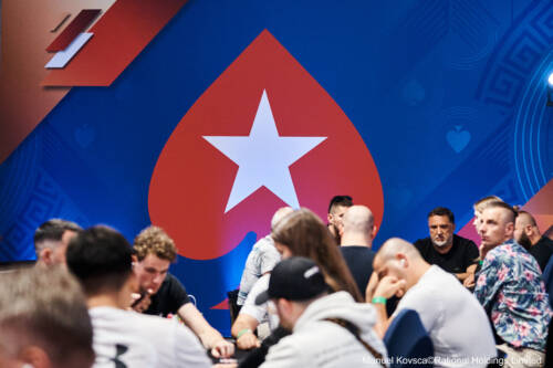 In più di 800 al Main Event PokerStars Summer Festival Malta, Enrico Olivieri è il chipleader