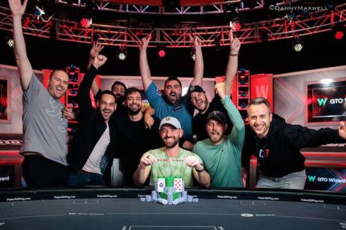 WSOP 2023: Ector riscrive il concetto di dominio. 7 out su 7 al FT sono suoi. Tutte le mani