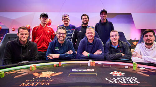 Segui  il tavolo finale Battle of Malta in diretta streaming a carte scoperte!