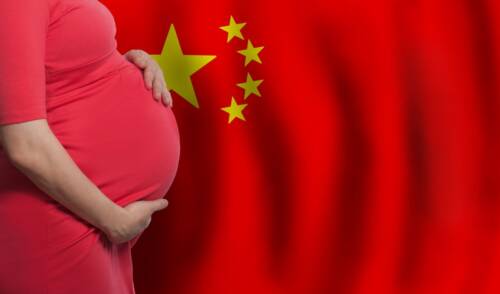 Crisi demografica in Cina: le autorità si inventano le lotterie "matrimoniali" per i neo sposi