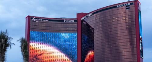Tre gamblers famosi (un giocatore di poker) sdraiano quasi $24M al Resorts World di Las Vegas