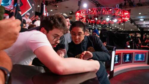 Banditi i coaching dal rail, nessun device in sala nei tornei in streaming: le WSOP hanno approvato nuove regole per evitare un nuovo 'caso-Tamayo'