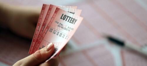 Lotteria: uomo vince €14 milioni, truffato da una coppia di baristi-ricevitori