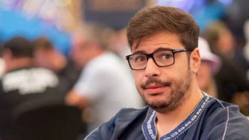 WSOP Paradise Super Main Event: Hellmuth uomo bolla, Musta di galoppo al day 3