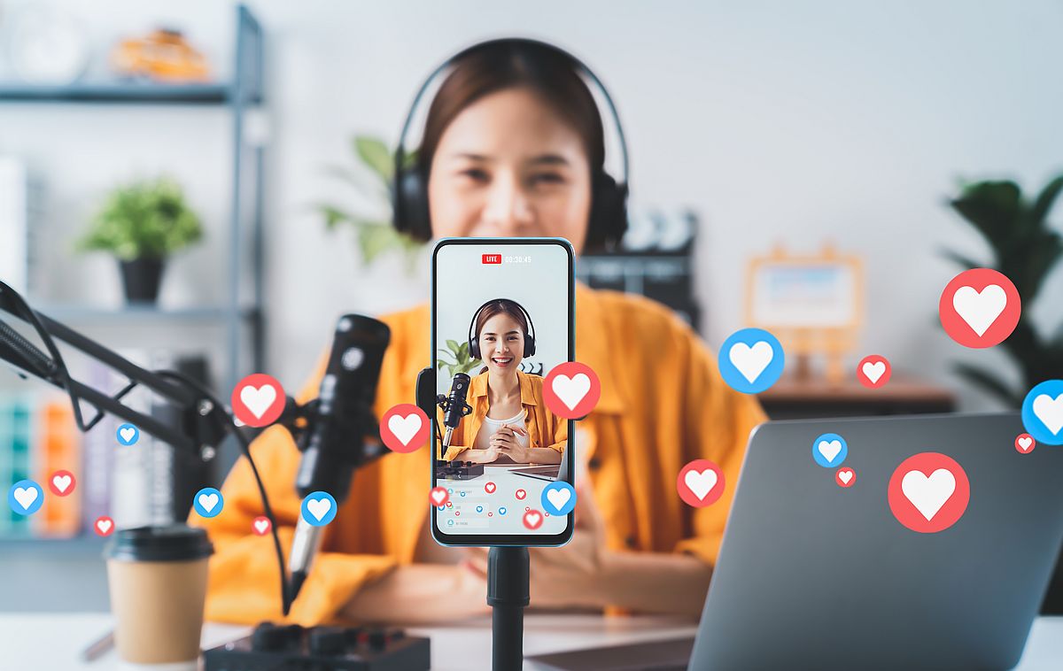 content social media