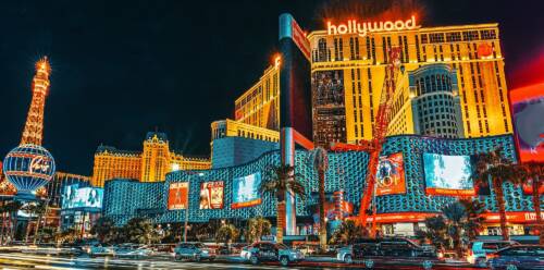 Casinò Las Vegas: riaprono le poker room del Caesars Palace e del Planet Hollywood