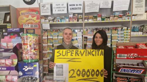 Gratta e Vinci: a Riccione, donna 70enne vince 2 milioni. “Dall’ansia non abbiamo dormito!”