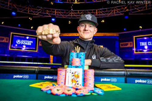 WSOP 2025, la notte dei campioni: braccialetti per Jason Koon e Nick Schulman. Tutte le mani