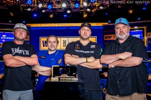 WSOP 2025 Main Event: Michael Mizrachi è un cannibale, 178 Big Blind a 4 left