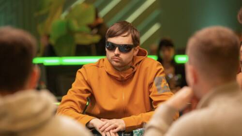 Scintille Kabrhel-Bruschi tra accuse, minacce e un set over set: il ceco esce tra insulti e applausi