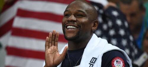 Mayweather vs Pacquiao: Las Vegas si accende per la rivincita del "match del secolo" di boxe