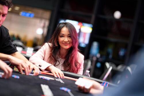 Italian Poker Challenge: Arnone guida i 14 del Final Day