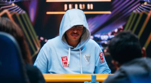 Triton One Main Event: Musta tra i primi e ora al tavolo in streaming con Mateos!