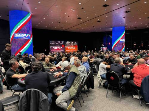 ISOP Campione, Day 1A da 388 iscritti: Vincenzo Suriano chiude da chipleader