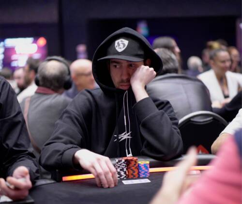 La mano del giorno alle ISOP: Miguel Romero, i Re e quel river da bluff catcher puro