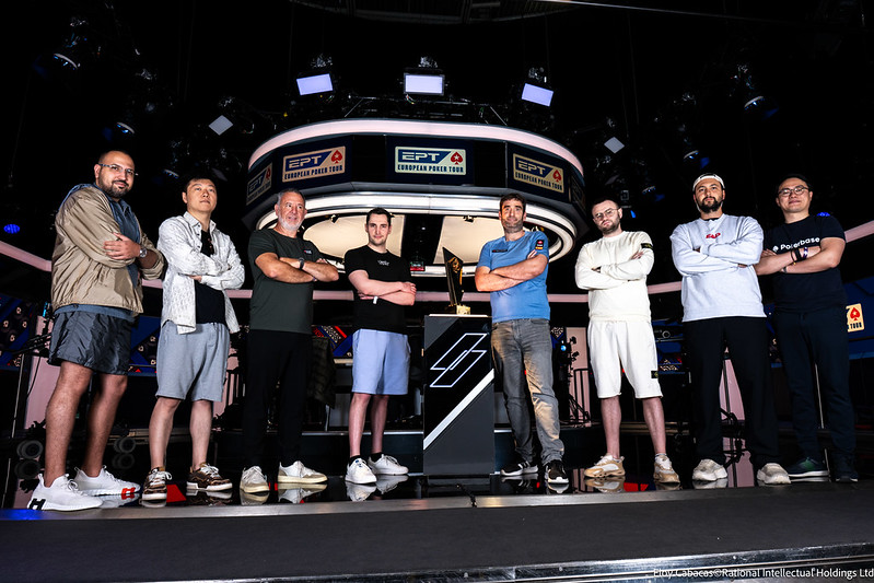 Il tavolo finale a 8 dell'EPT Montecarlo 2026 courtesy PokerStars & Eloy Cabacas