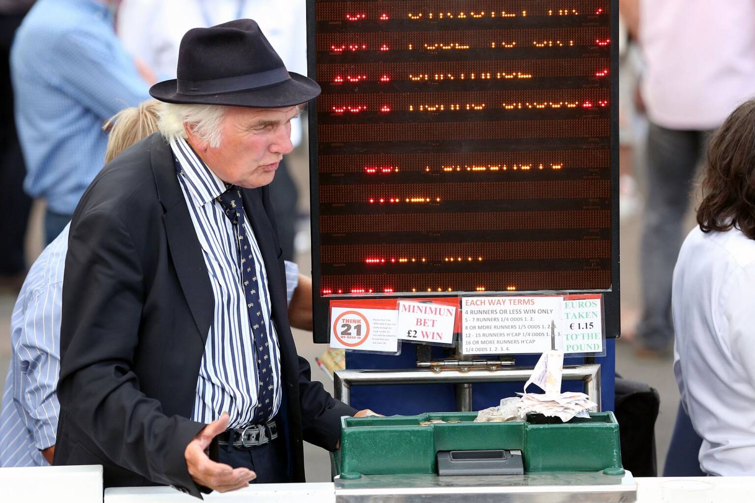 Tradizionale figura tipster