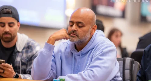 Raddoppia lo stack ai Campionati del Mondo (Main Event WSOP), poi va a vedere lo stesso film per la sesta volta